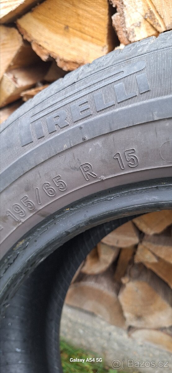 2x pneu Pirelli a 2x Vredestein. - 11