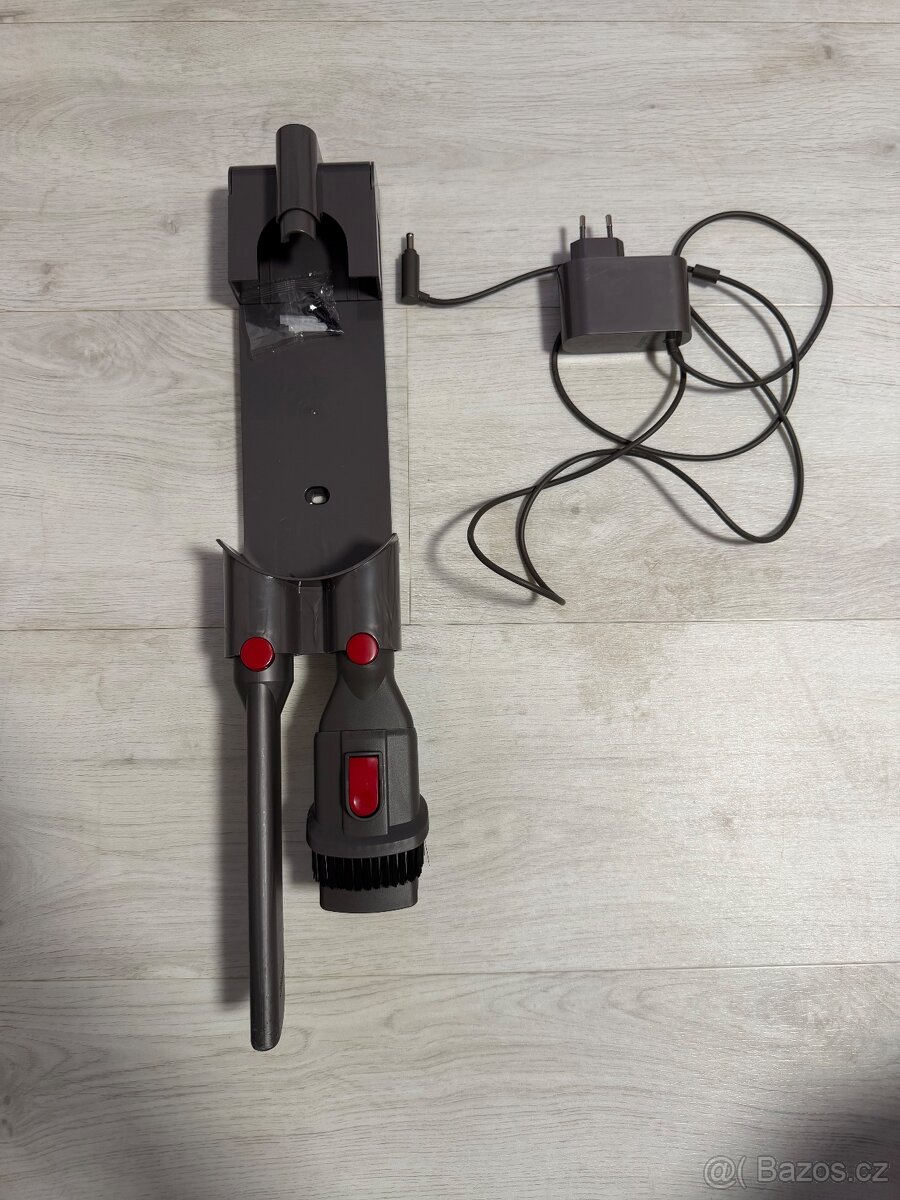 Dyson V7 Cord Free - 11