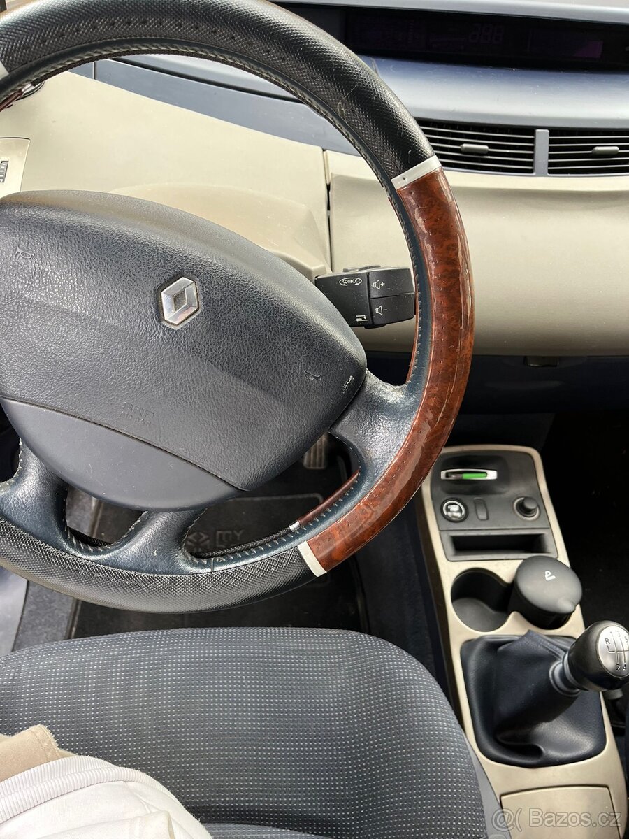 Renault Espace 2.016v - 11