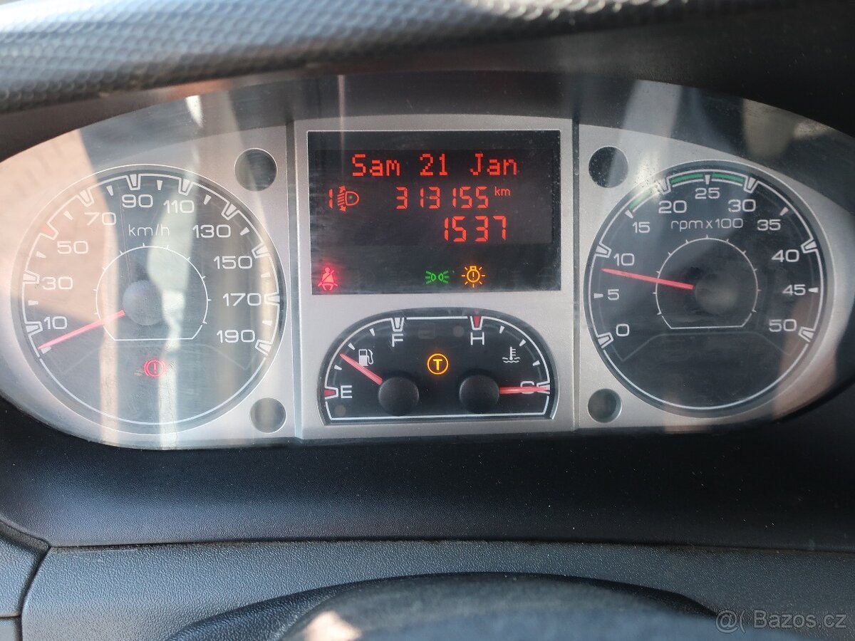 Iveco Daily 3.0D 107kW 65C15 KONTEJNER NOVÁ STK DPH - 11