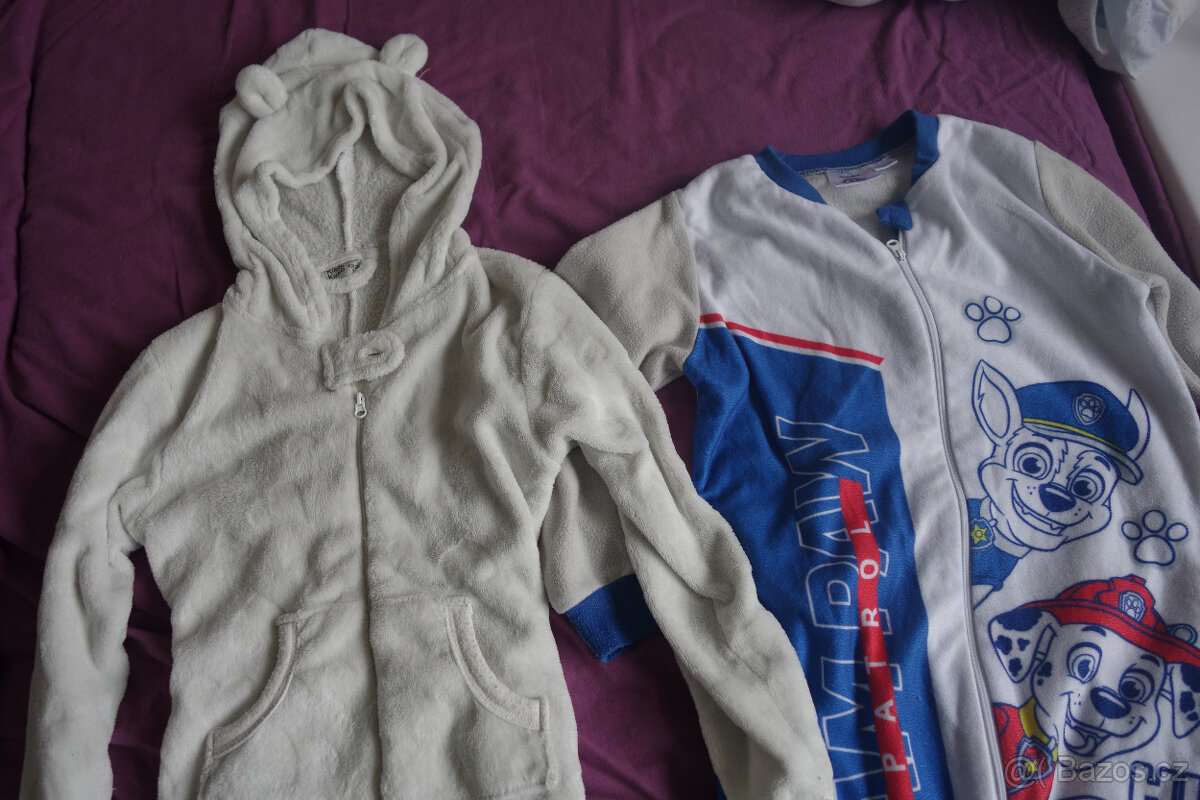 Pyžamo, overal, velikost 122-128 - 11