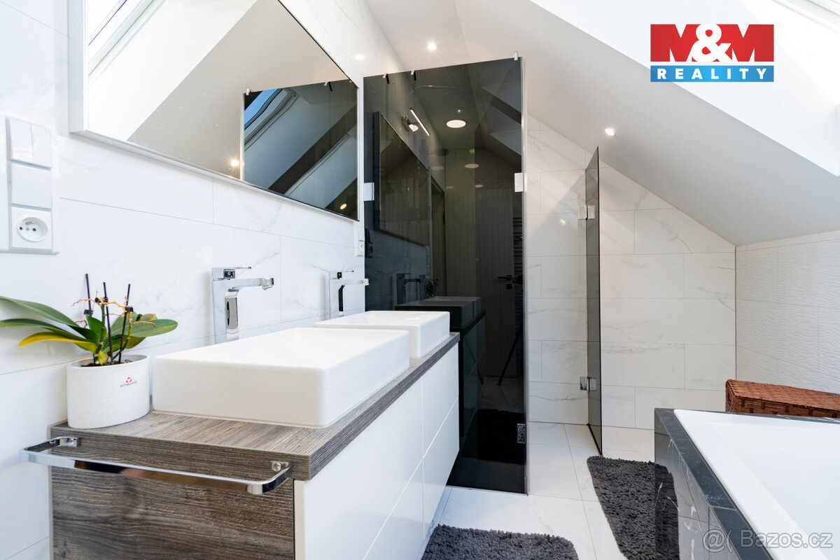 Prodej rodinného domu, 129 m², Jindřichův Hradec, 9. května - 11