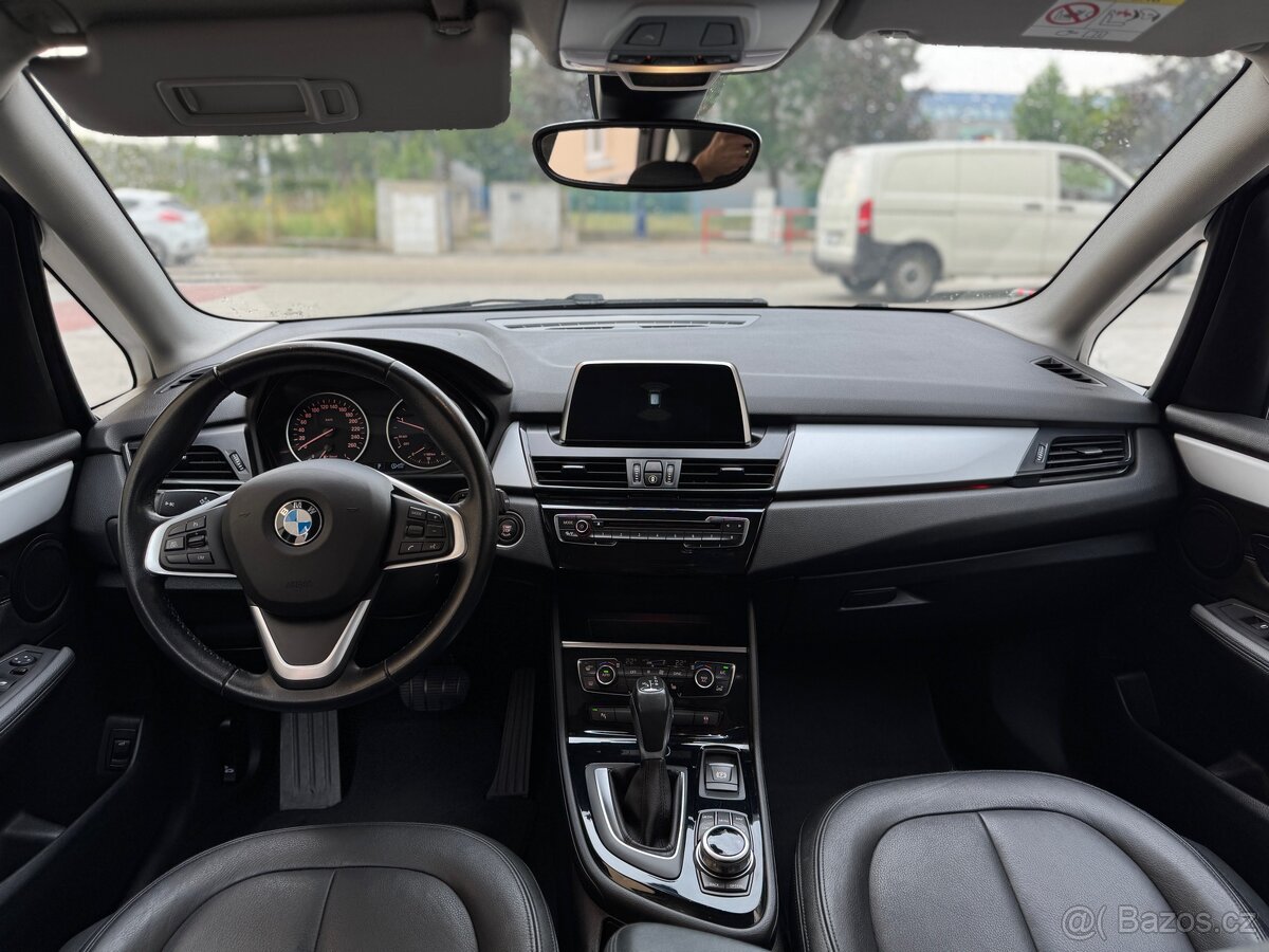 BMW 220d XDrive - 11