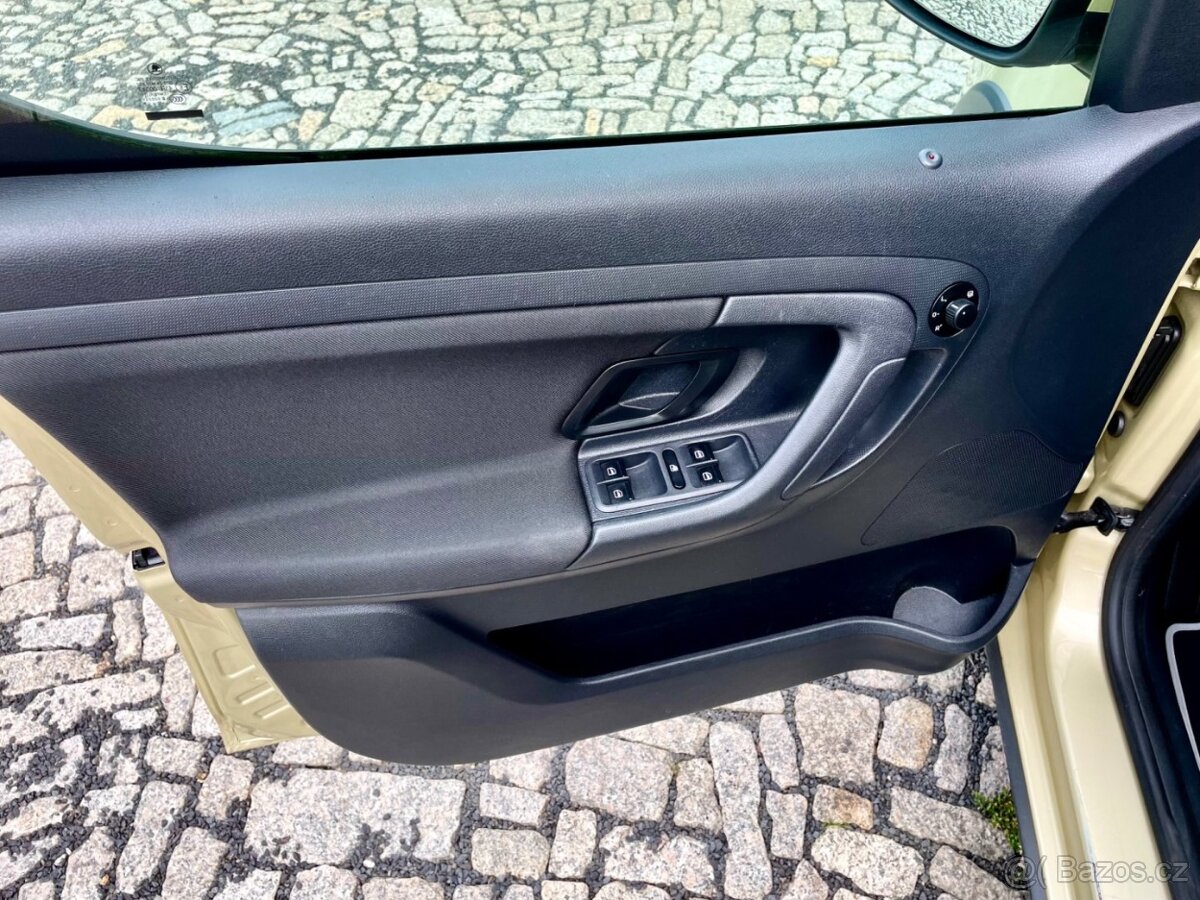 Škoda Roomster 1.2 TSi Scout - 11