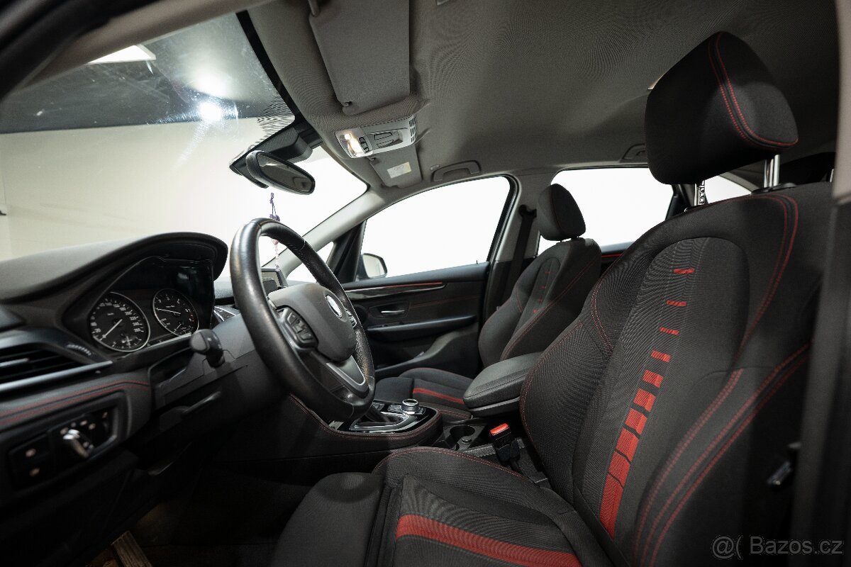 BMW 216d Active Tourer - 11