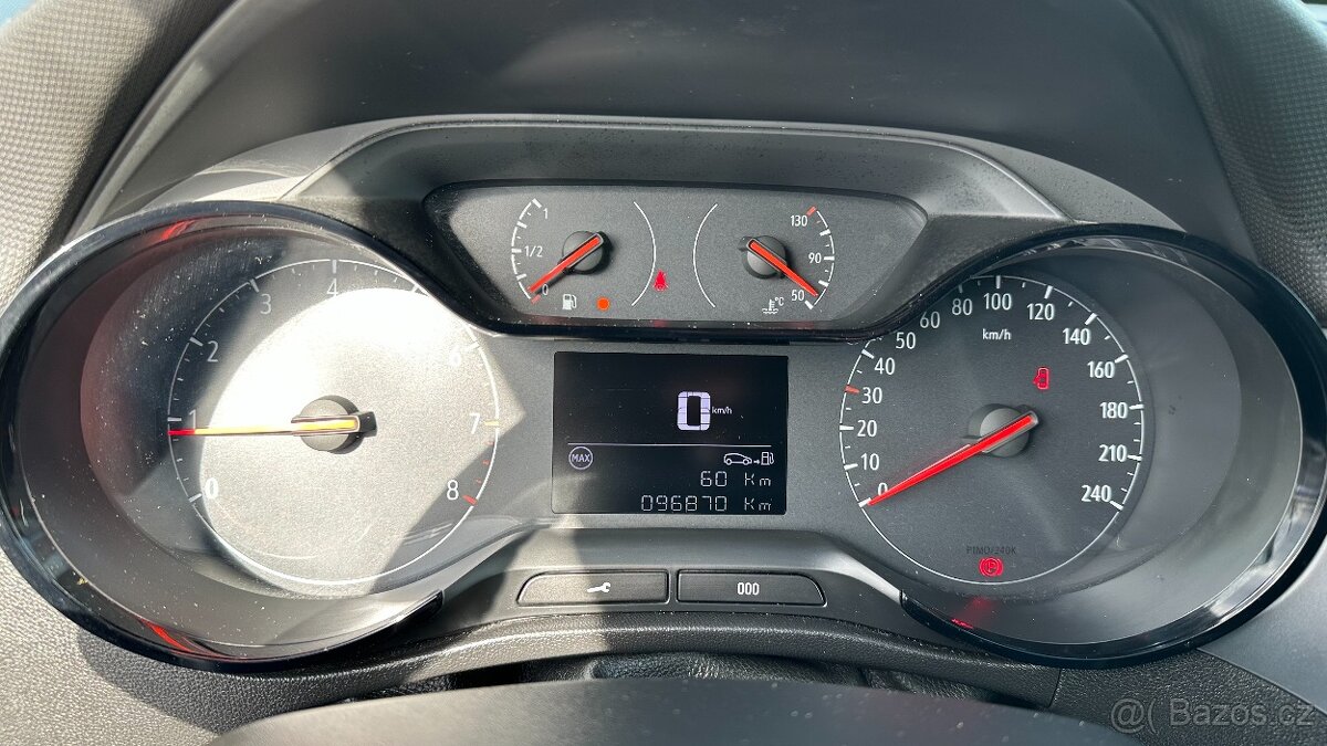 Opel Crossland X 1.2Turbo 81kW Výbava,Alu - 11