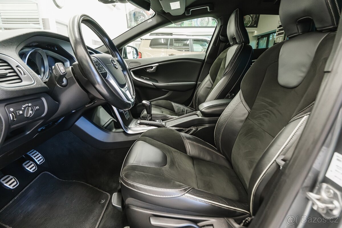 Volvo V40 2018 D3 110kW R-design nez.topení,LED,tažné zař. - 11