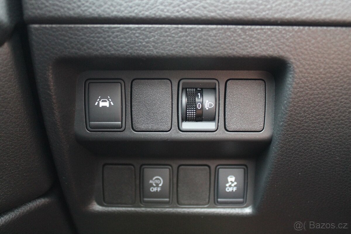 Nissan Qashqai 1.5dCi 81kW Led+Kamery360°+Keyless+Panorama - 11