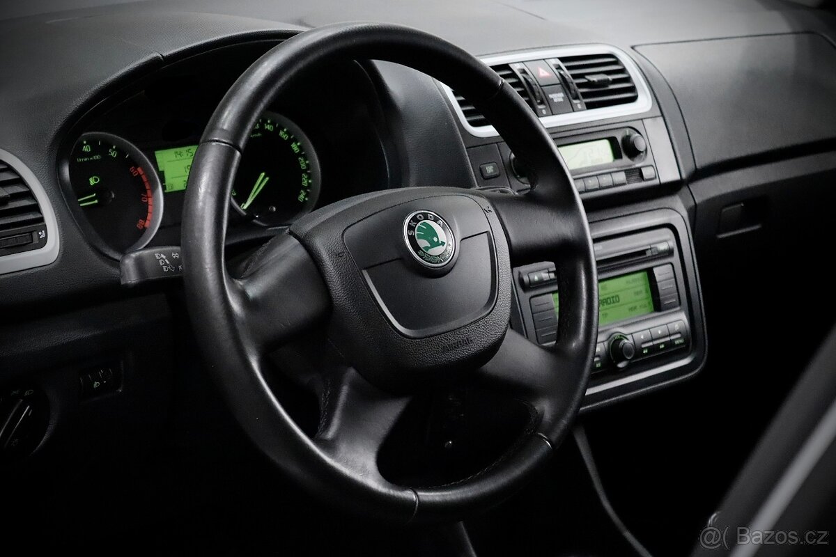 Škoda Roomster 1.4i 16V 63kW Scout 05/2010 103 000 km - 11