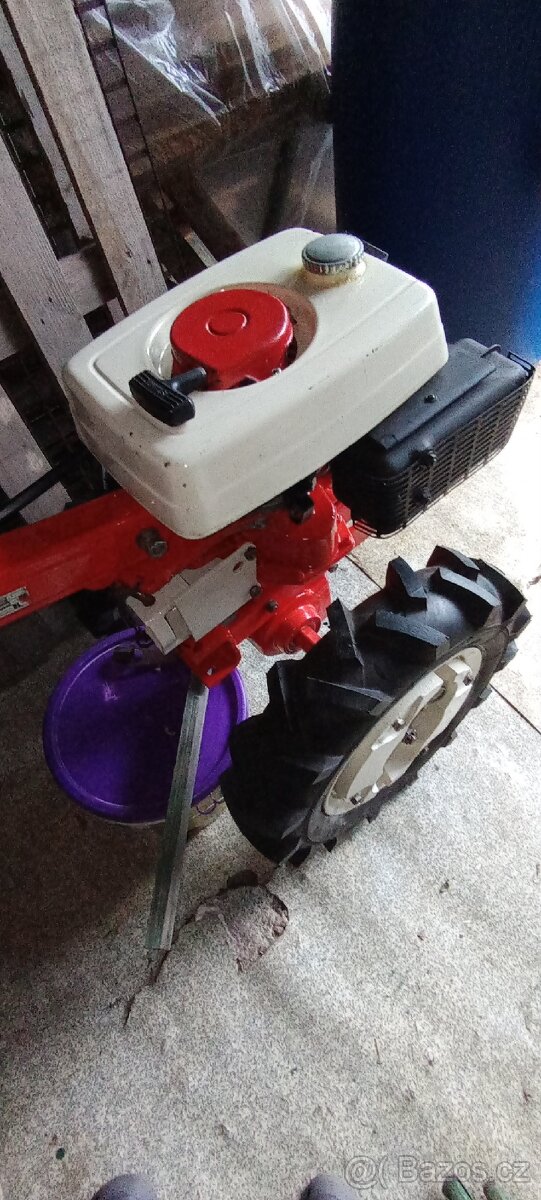 Malotraktor Terra Vari - Jikov MJ-5 - 11