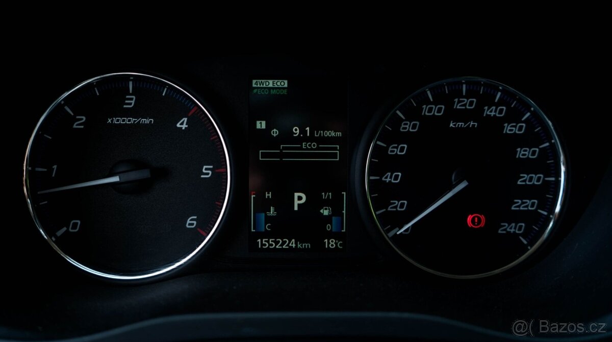 Mitsubishi Outlander 2.2 DI-D Instyle A/T - 11