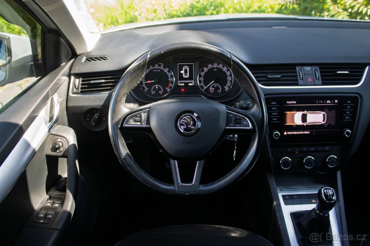 Škoda Octavia Combi 1.6 TDI 85kW MT5 - 11