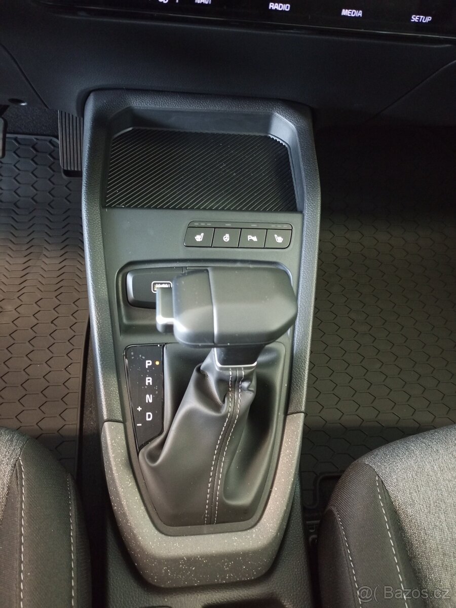 Kia Stonic - 2026 - 800 KM - PŘEDVÁDĚCÍ Vůz - 11