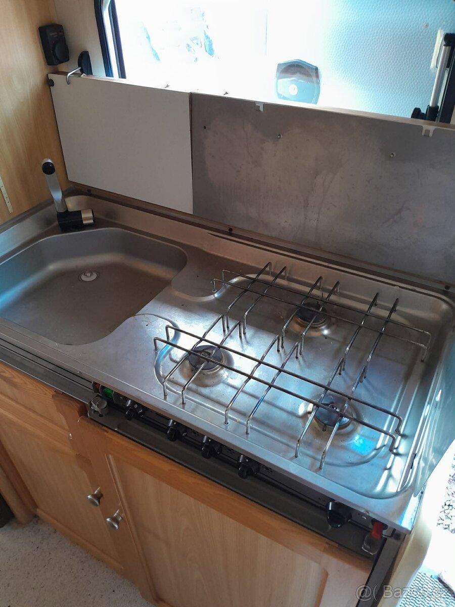 Prodám karavan Bürstner Champion Amara - 11