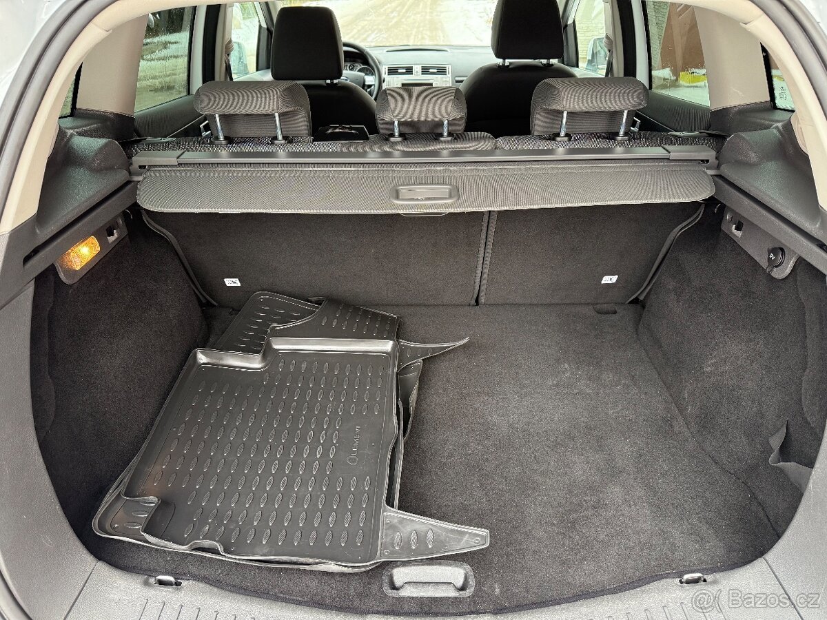 Ford Kuga 2.0 tdci 103kw - 11