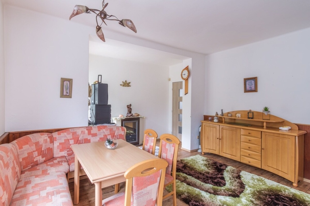 Prodej vícegeneračního domu Úštěk - 11