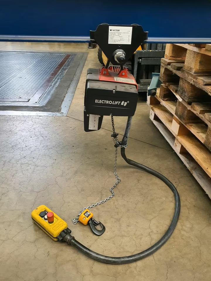 sloupový otočný jeŕáb Vetter 125 kg - 5,5 m r. 2019 - 11