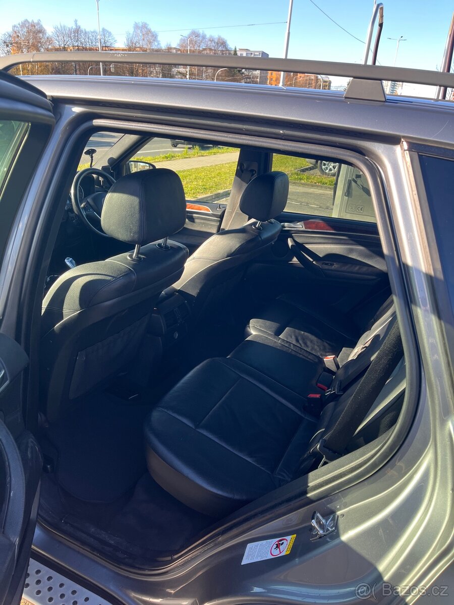 BMW X5 Angličan na prodej - 11