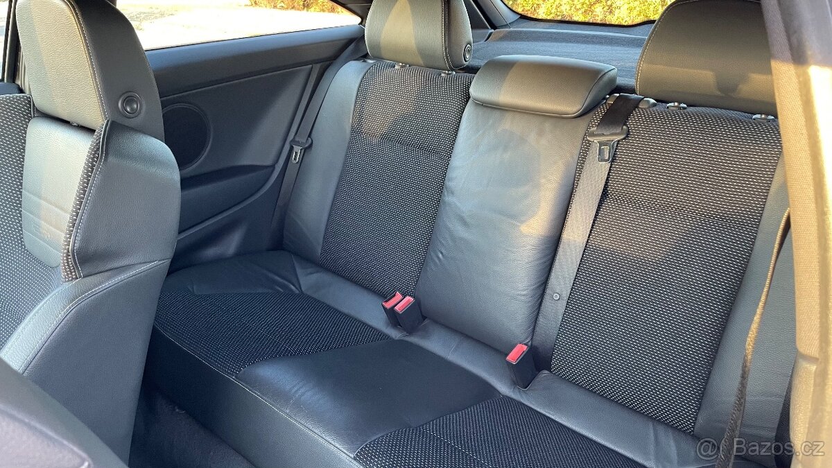 OPEL ASTRA GTC 2.0T OPC - 11