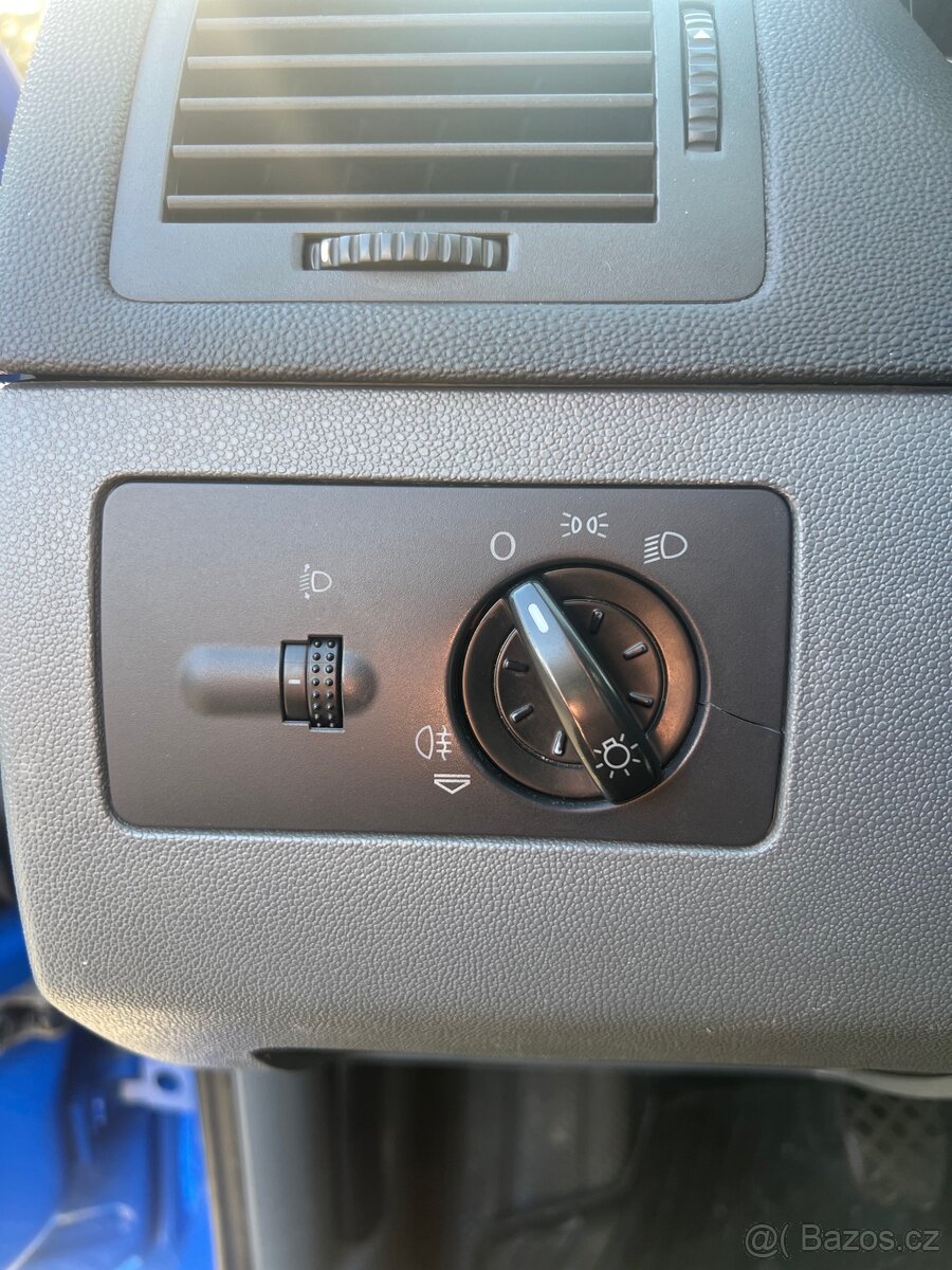 Prodám Škoda Fabia 1.2 MPI, r.v. 2004 - 11