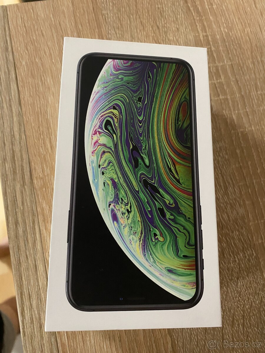 Apple iPhone XS 64GB Space Gray - 11