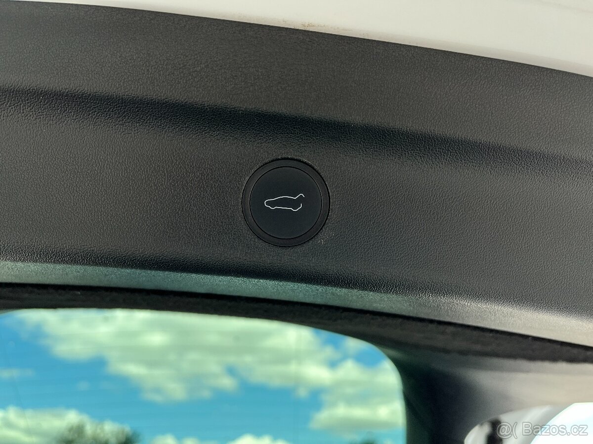 Tesla Model Y Long Range, Dual Motor, SoH 94%, 75t km - 11