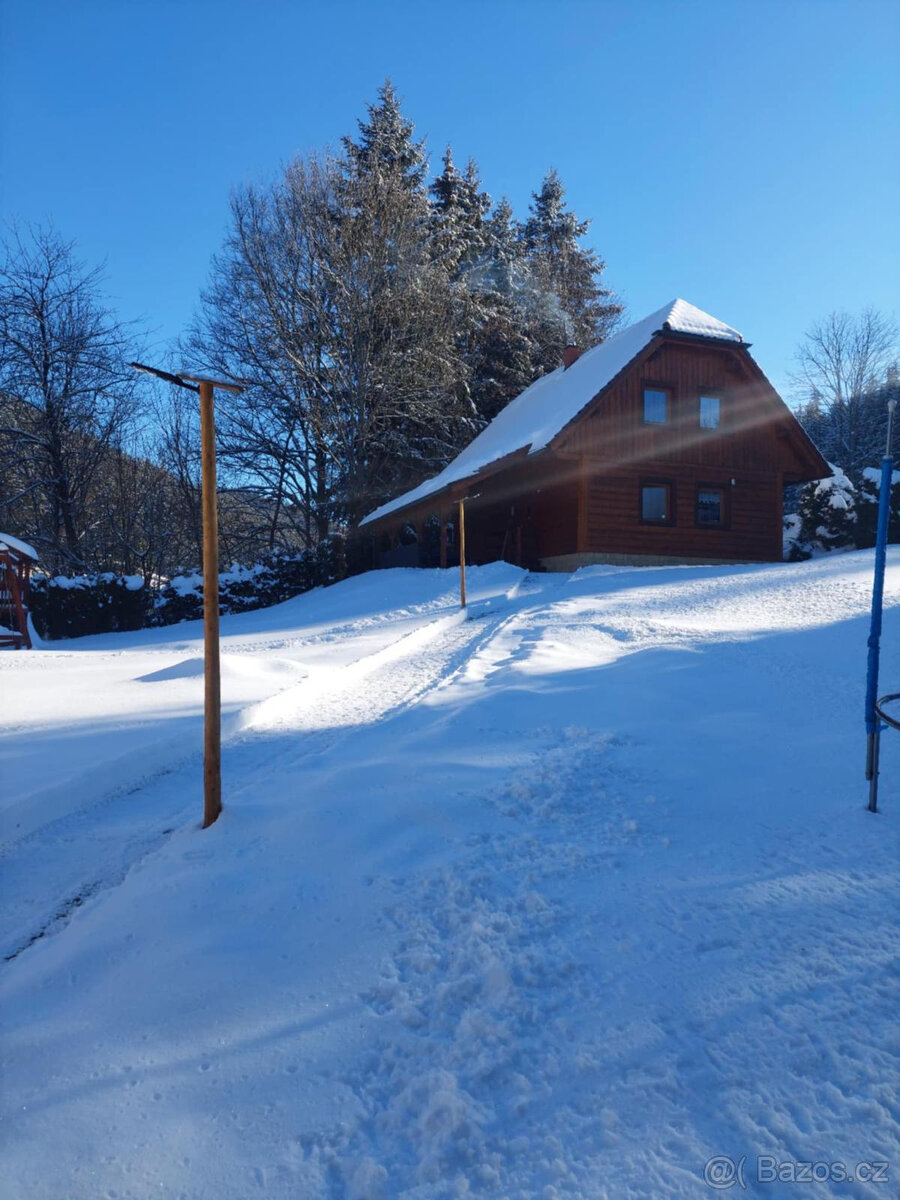 Beskydy- ubytování na chalupě 3.-6.1. - 11