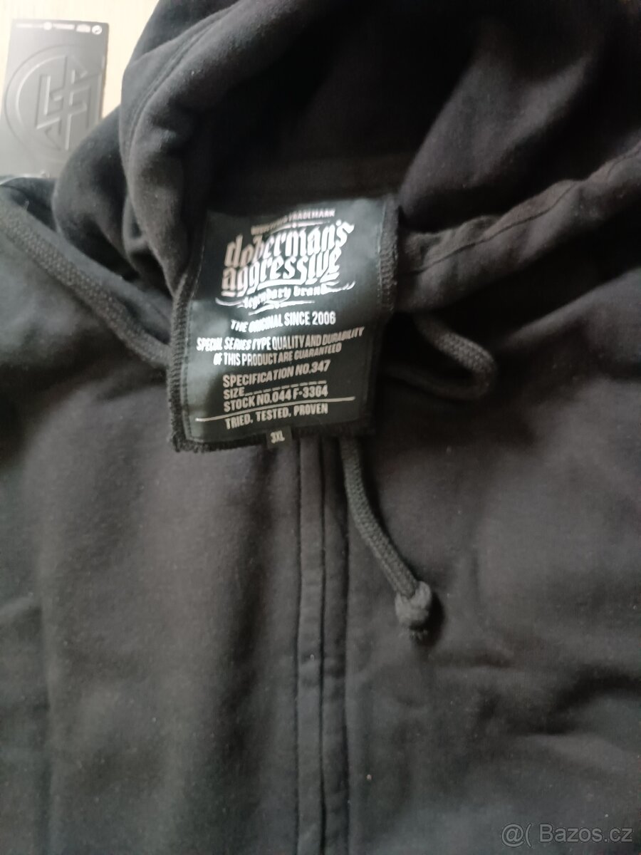 DOBERMANS AGRESSIVE - 11