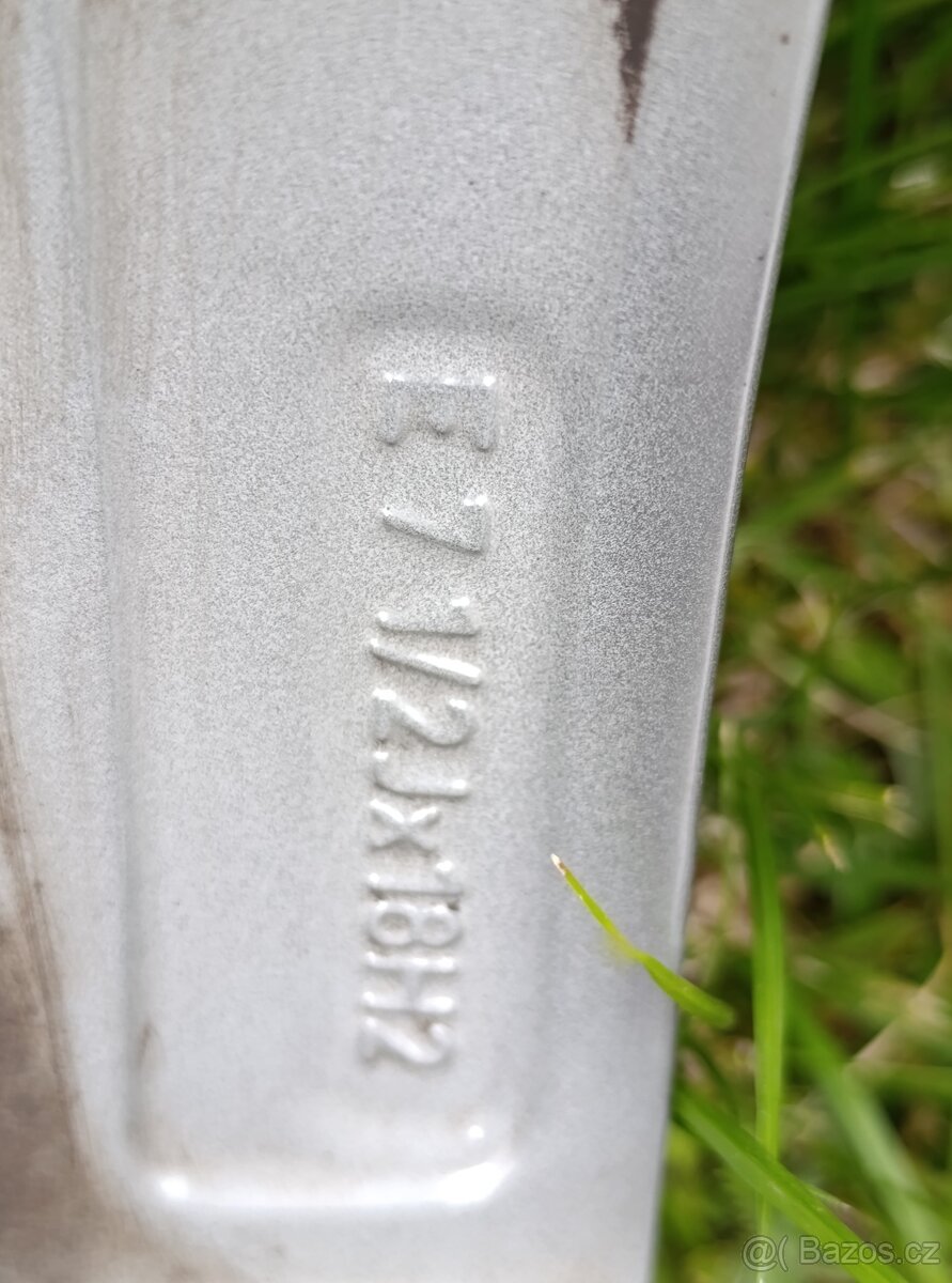 Prodám sadu disků BMW styling 566 M packet - 11