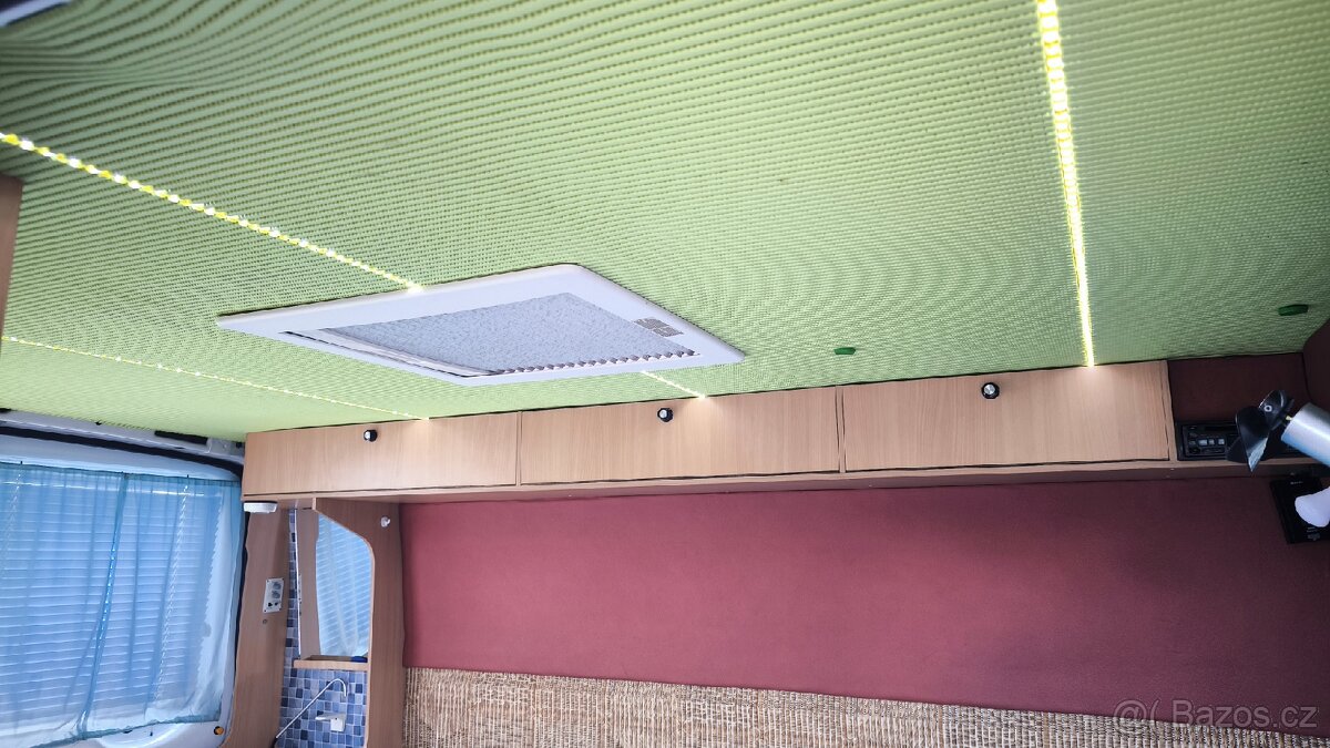 Ford Transit obytny - 11