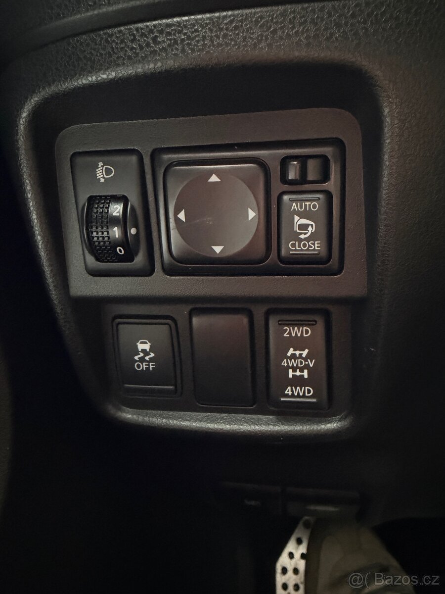 Nissan Juke 1.6 benzin 140kw 2012 - 11