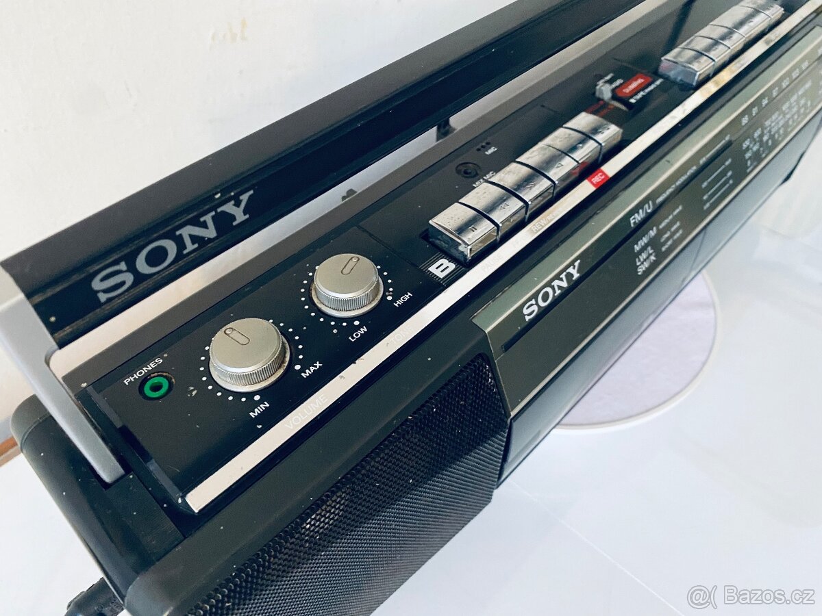 Radiomagnetofon Sony CFS-W30l, rok 1988 - 11