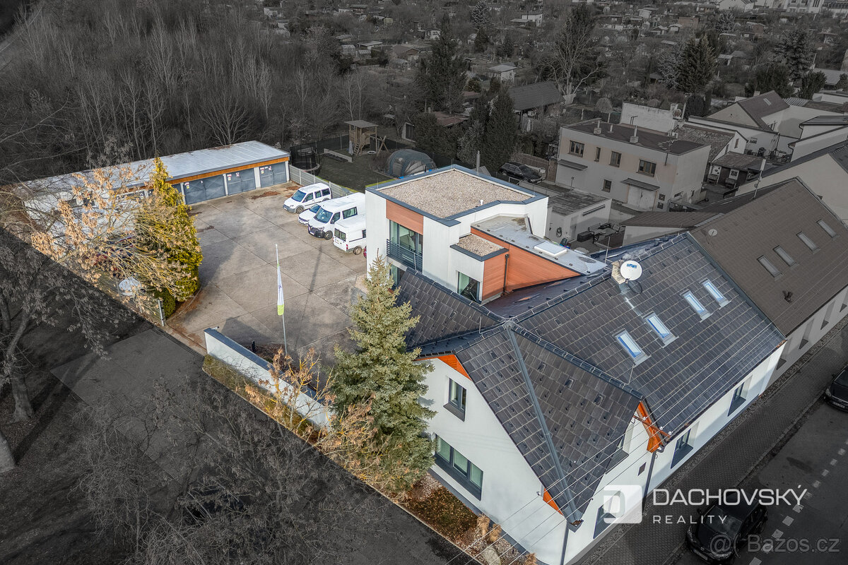 Prodej kanceláře 374 m2 - 11