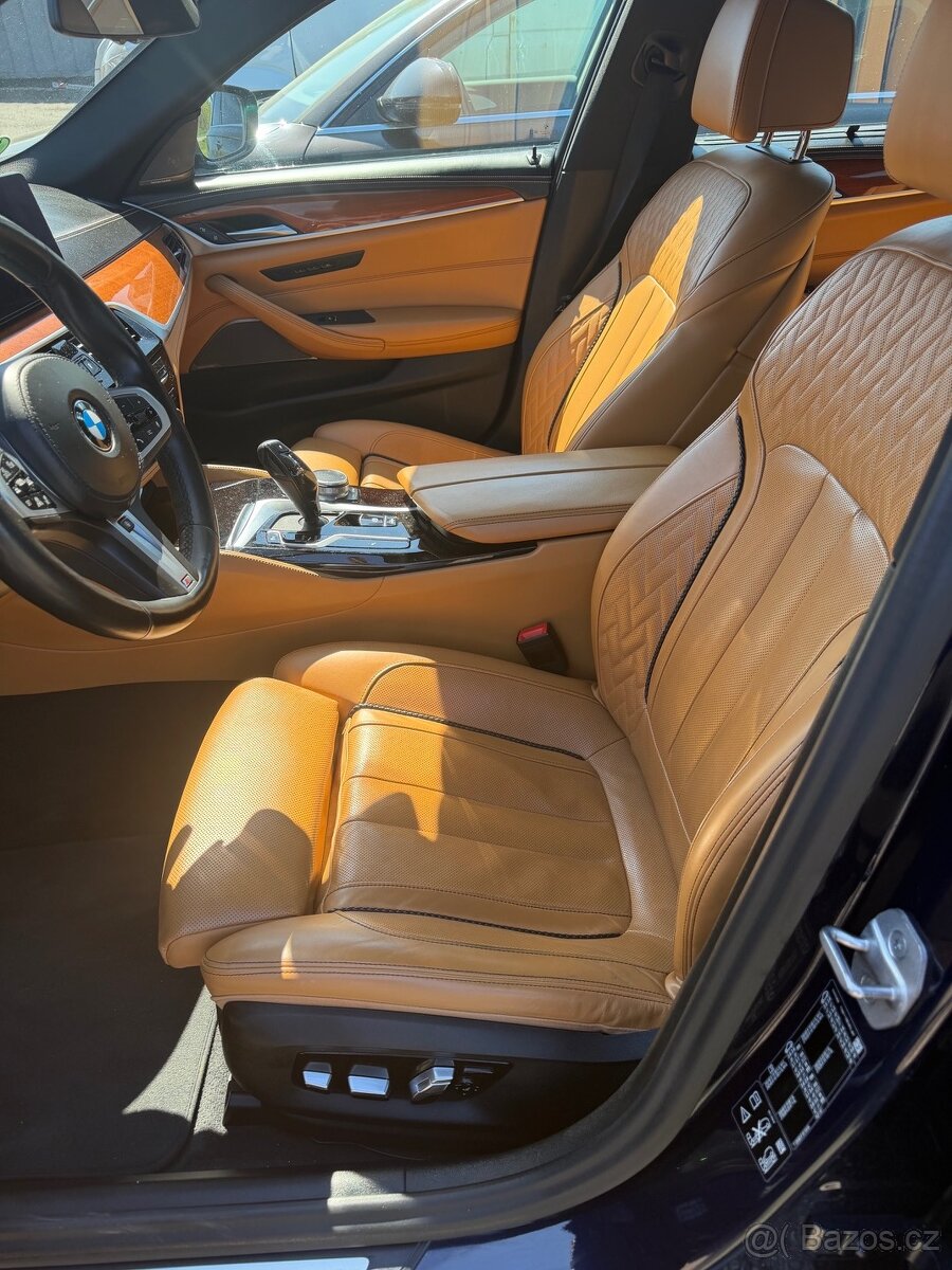 M550ix - 11