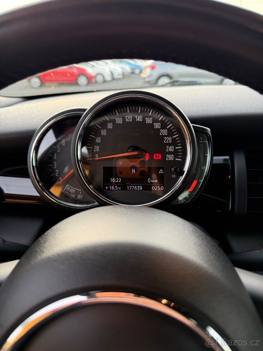 Mini Cooper One, 1.5i LCI VÝHŘEV LED 1.MAJ - 11