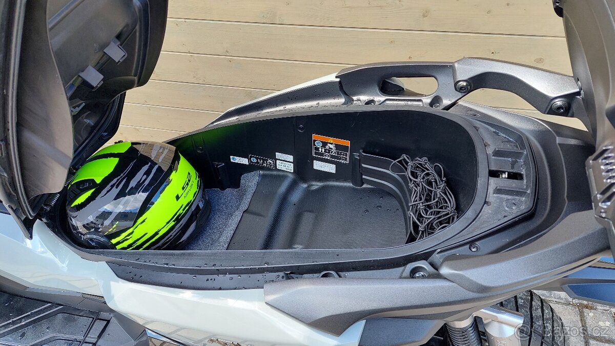 Honda ADV 350 Smart top box 2024 - 11