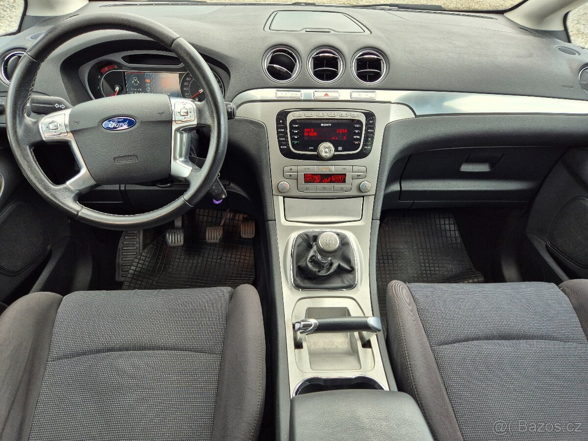 Ford S-MAX 2.0TDCi103KW,TITANIUM+,NEMÁ DPF,CONVERS+,R.V.2008 - 11