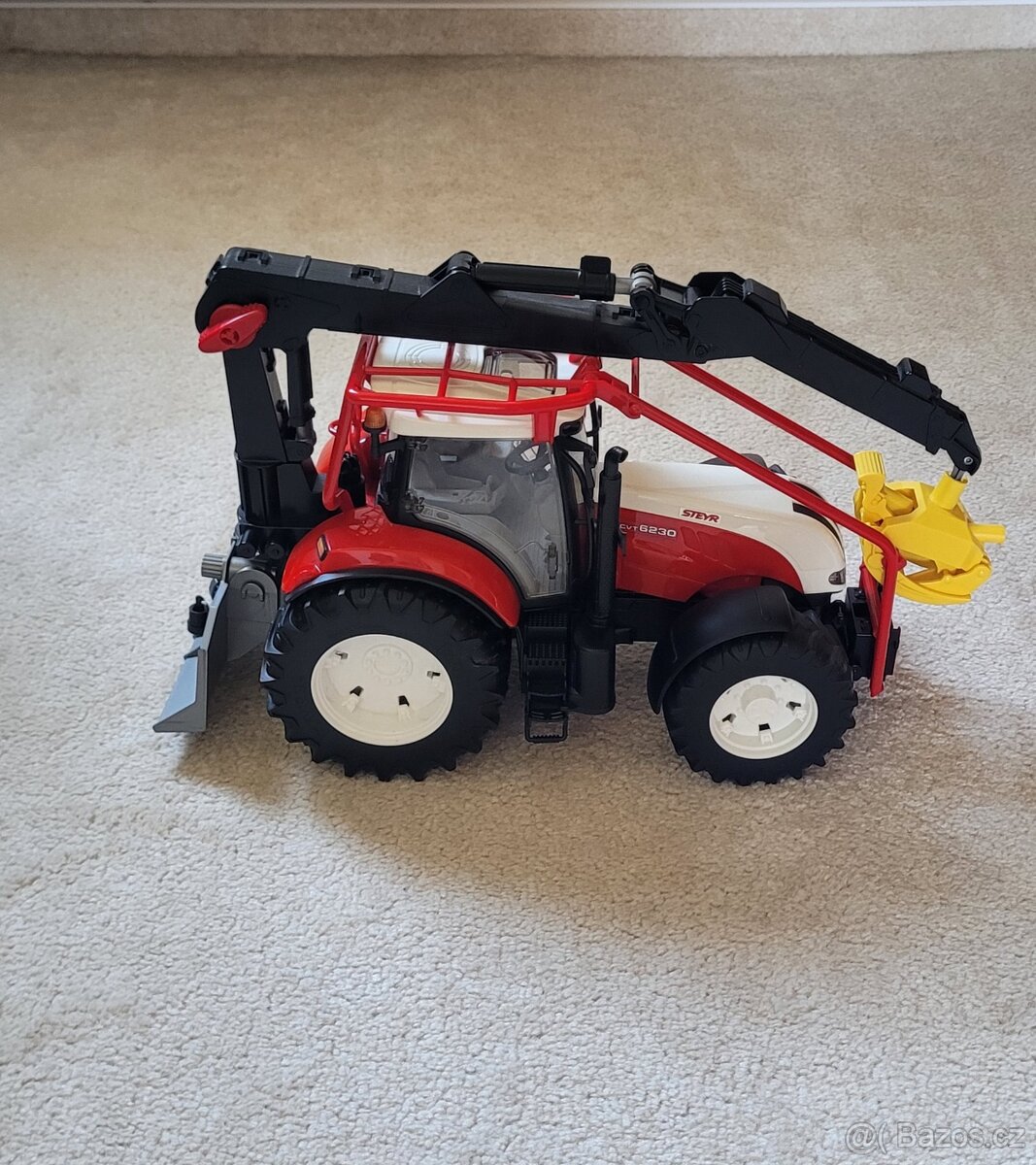 Bruder lesny traktor Steyr CVT 6230 - 11
