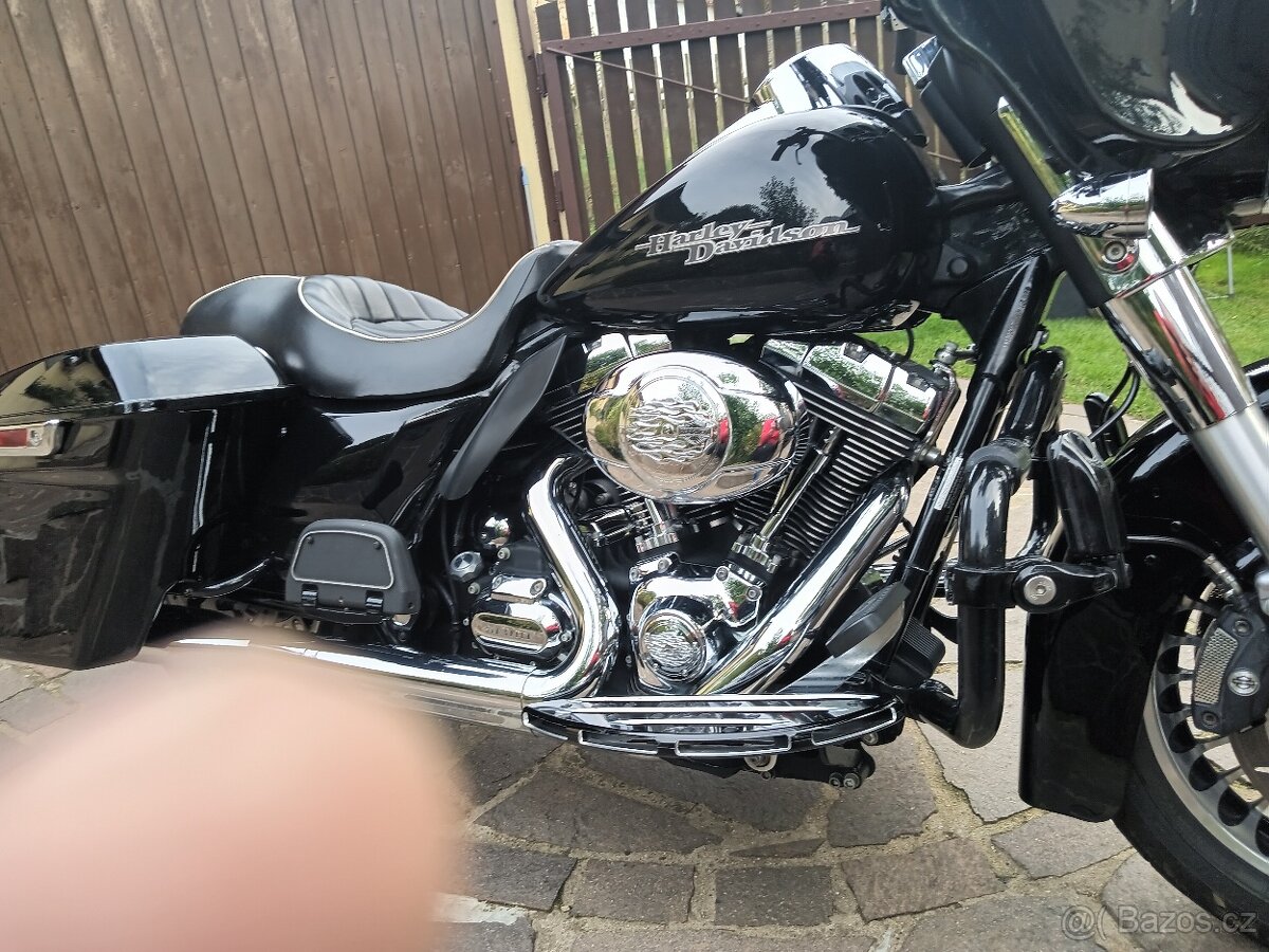 Harley Davidson ELECTRA GLIDE Ultra clasic - 11