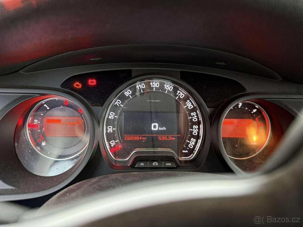 Citroën C5 2.0 BlueHDi 110 kW, r. v. 2015 – kombi - 11