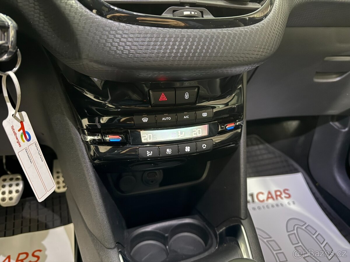 Peugeot 208 1,2 81KW GT-LINE ČIDLA VÝHŘEV - 11