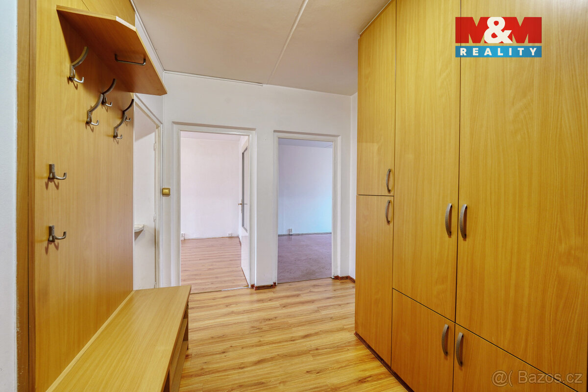 Prodej bytu 3+1, 84 m², Karlovy Vary, ul. Sibiřská - 11