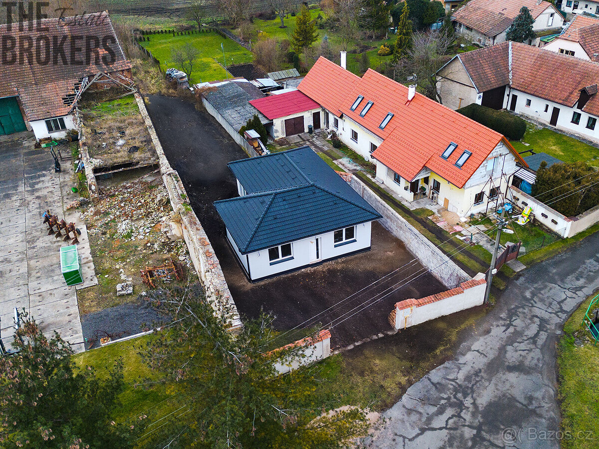 Prodej rodinného domu - Záříčany - 11