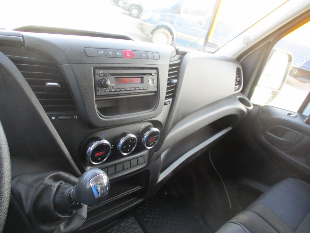 Iveco Daily 35C16, 180 600 km - 11