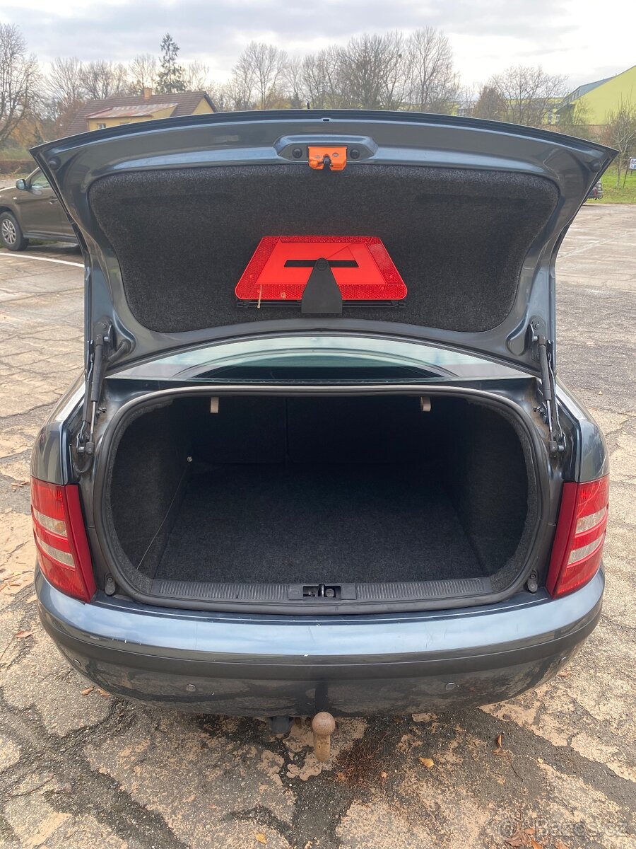 Škoda Fabia sedan na pronájem - 11