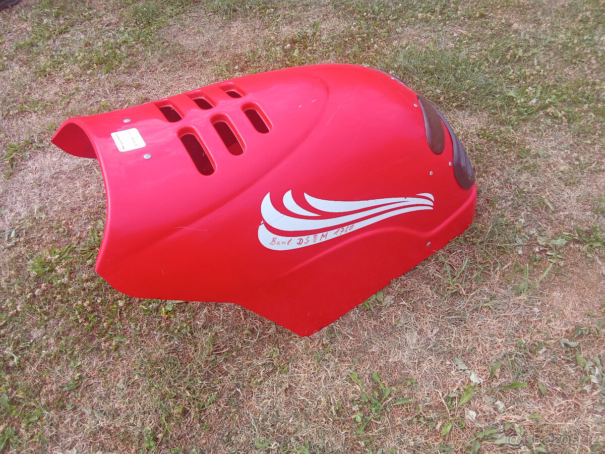 Kapota na zahradní traktor - 11