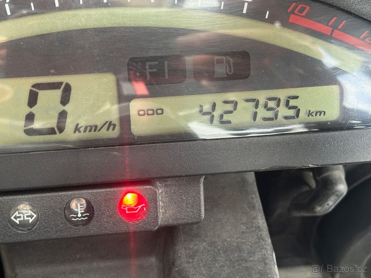 Honda VTR 1000 SP2 - 11