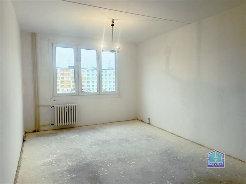 Panelový byt 2+1 Plzeň-Skvrňany, ul. Karla Steinera - 11