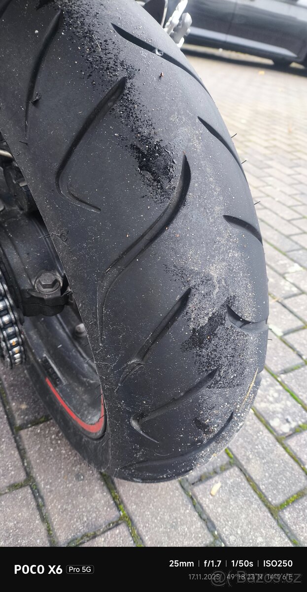 Triumph Sprint 1050st - 11