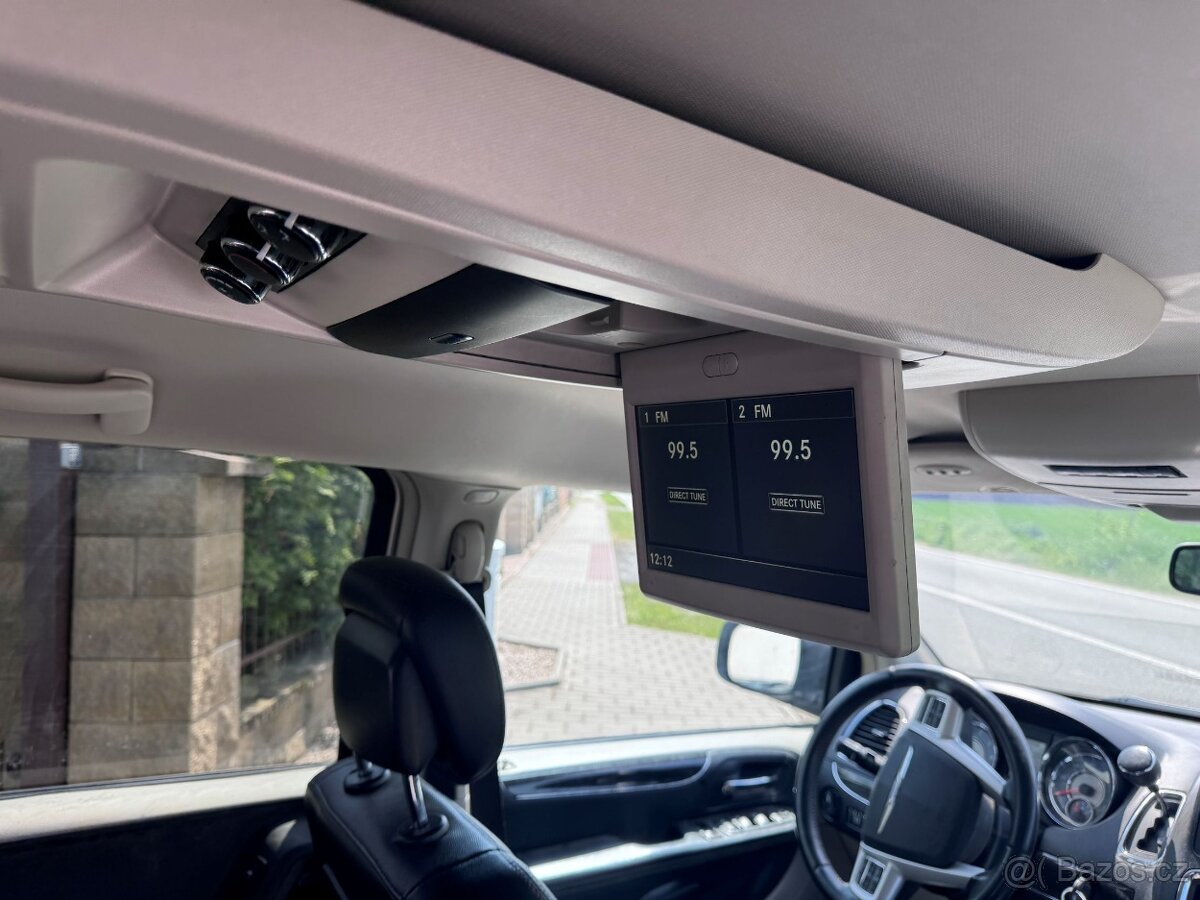 Chrysler Town Country 3,6 LPG Limited DVD 2014 - 11